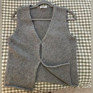 Rumored Gray Clasp Vest Top
